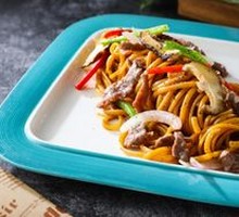 Classic Black Pepper Stir-Fried Noodles