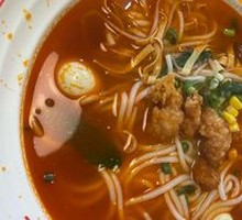 Spicy Sichuan Rice Noodles