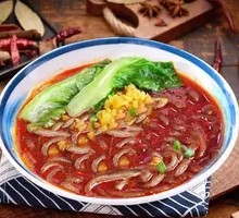 Classic Sichuan Spicy Rice Noodles