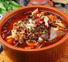Sichuan-style Duck Blood Hot Pot