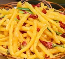 Dry-Fried Lotus Root Strips