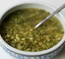 Cooling Mung Bean Soup