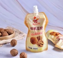 Walnut Soy Milk