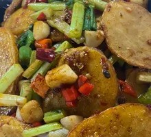 Spicy Potatoes in Dry Pot