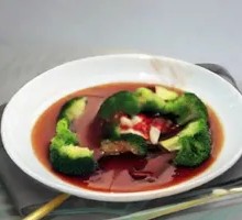 Steamed Broccoli with Soy Sauce