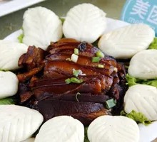 Preserved Vegetable Braised Pork