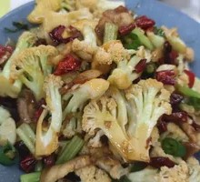 Dry-Fried Cauliflower