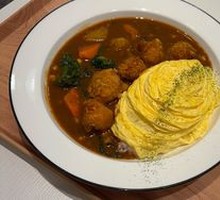 Fried Chicken Curry Omelette Rice