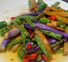 Eggplant and Green Bean Stir-Fry
