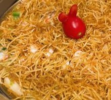 Clam and Scallion Pancake on Clay Stove