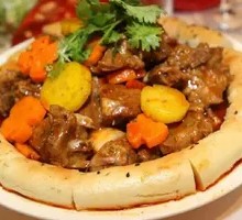 Flavorful Lamb in Naan
