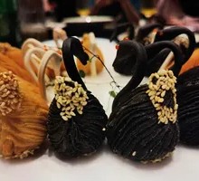 Black Swan Durian Pastry