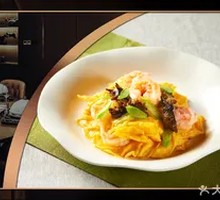 Shrimp Ball with Sea Cucumber and Egg Stir-fry
