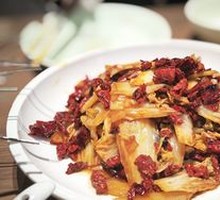 Sour and Spicy Cabbage