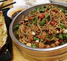 Double Pepper Chicken Noodles
