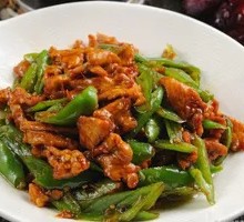 Stir-Fried Pork with Green Pepper