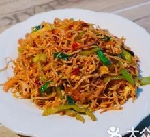 Stir-Fried Thin Noodles