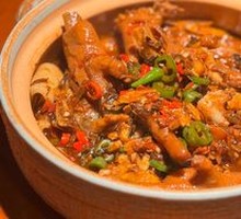 Dried Preserved Vegetable Spicy Chicken Feet with Rice Cake