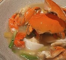 Stewed Large Blue Crab with Scallion, Ginger, and Rice Cake