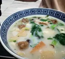 Three Delicacies Noodles in Soup