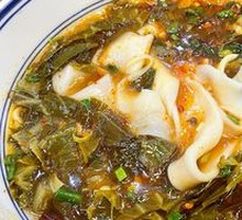 Noodles in Sour Soup