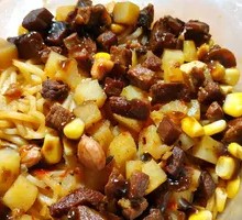Black Pepper Beef Noodles
