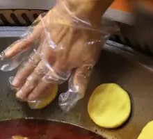 Stewed Goose in Iron Pot
