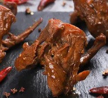 Spicy Braised Duck Neck Bones