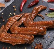 Spicy Braised Duck Wings