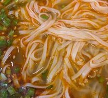 Qishan Sautéed Pork Noodles