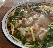 Hulu头 Steamed Bread in Soup