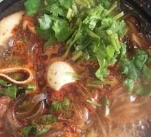 Stewed Vermicelli in Clay Pot