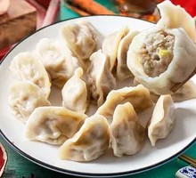 Sour Cabbage Pork Dumplings