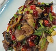 Xiangxi Stir-Fried Preserved Pork