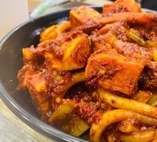 Spicy Chicken Stir-Fried Noodles