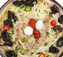 Sour Cabbage Beef Noodle Soup