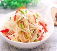 Sour Stir-fried Bean Sprouts