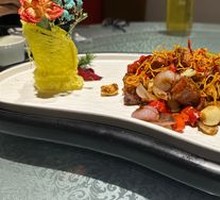 Golden Garlic Stir-fried Wagyu Beef