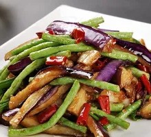Eggplant and Green Beans Stir-fry