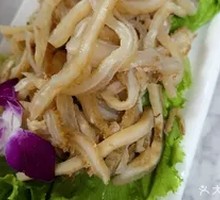 Antler Mushroom and Beef Tripe Salad