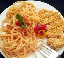 Tomato Chicken Noodles