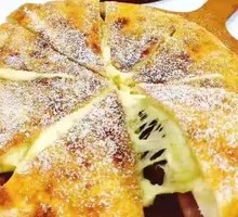 Durian Cheese Pie