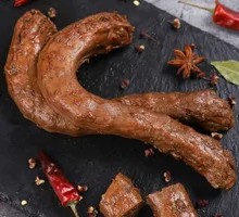 Spicy Braised Duck Neck Slices