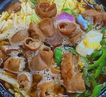 Braised Pork Intestines in Yellow Sauce