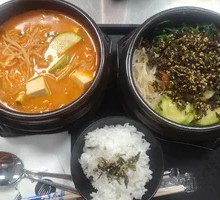 Kimchi Jjigae
