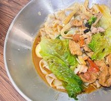 Old Friend Pork Offal Dry Noodle