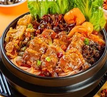 Beef Short Rib Hot Pot Rice Noodles with Fermented Snail Flavor