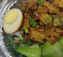 Fried Tofu and Pork Clay Pot Rice
