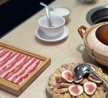 Fig Crispy Chicken Pot