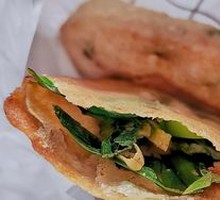 Golden Red Large Spring Rolls